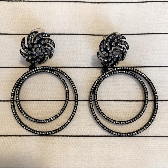 BaubleBar Hoop Earrings - Picture 1 of 2